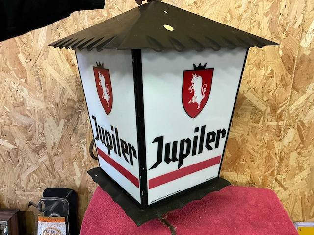 Lichtreclame gevel jupiler - afbeelding 1 van  3
