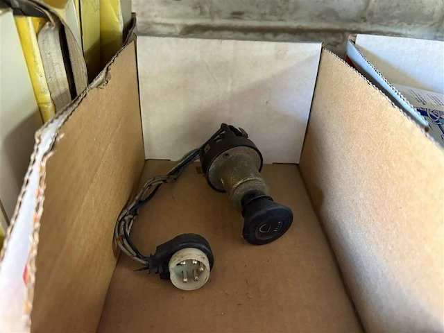 Lichtschakelaar 911 - afbeelding 1 van  6