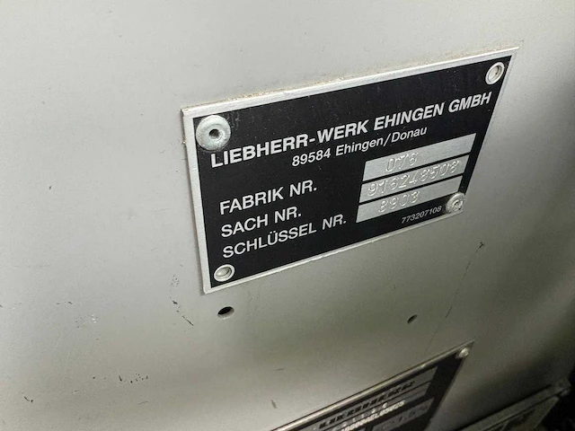 Liebherr - 2011 - mk88 - mobiele torenkraan - afbeelding 22 van  29