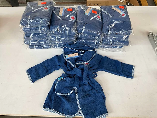 Lief! badjas jongens 1-2 jaar (18x) - afbeelding 1 van  7