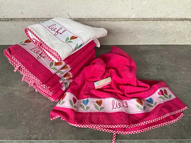 Lief! handdoek meisjes 70 x 130 cm (10x) - afbeelding 1 van  4