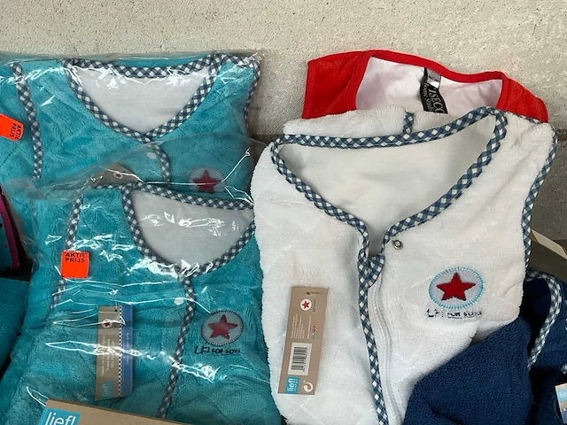 Lief! mix kavel diverse baby/kinder artikelen - afbeelding 5 van  13