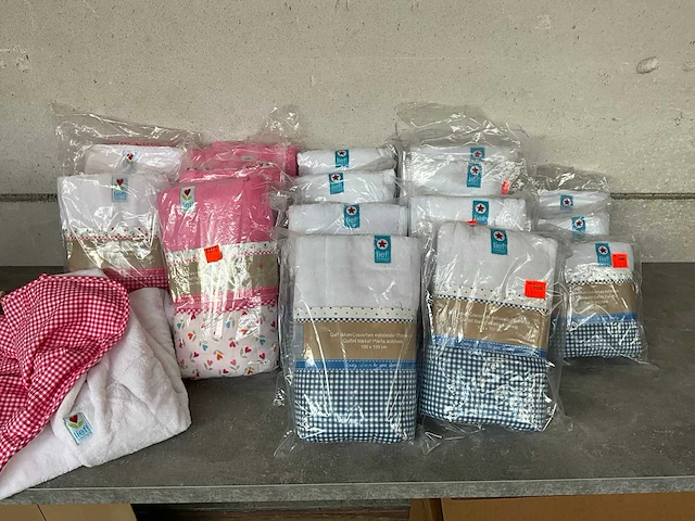 Lief! quilt deken meisjes/jongens (17x) - afbeelding 1 van  11