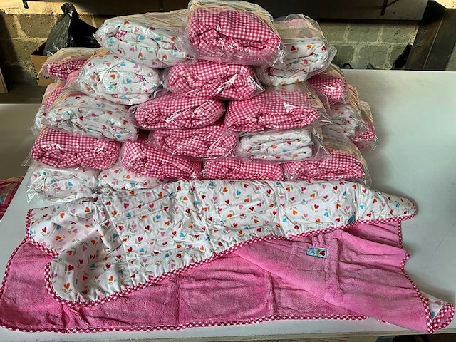 Lief! quilted deken meisjes verschillende designs (40x) - afbeelding 1 van  10