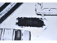 Liesbeth sevenhuijsen - bovenaanzicht old timer cars - olie op doek - afbeelding 1 van  8