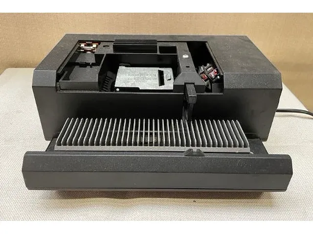 Liesegang dias projector - afbeelding 2 van  3