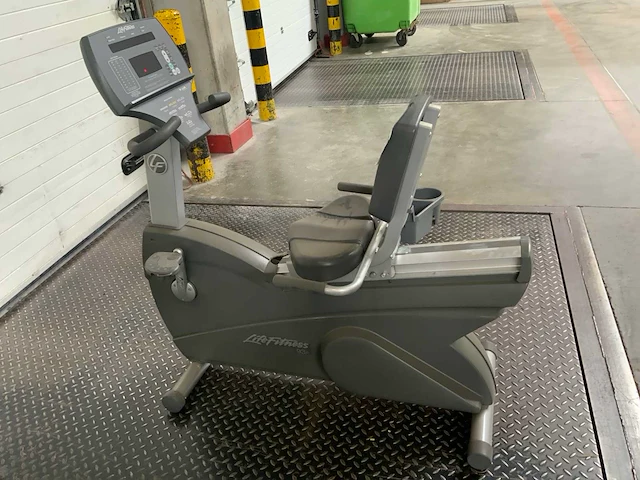Life fitness - 93r - recumbent bike - home trainer - afbeelding 4 van  5