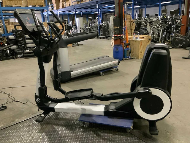 Life fitness - 95x - crosstrainer - afbeelding 2 van  7