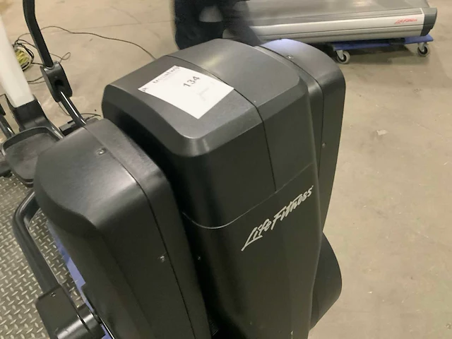 Life fitness - 95x - crosstrainer - afbeelding 3 van  7