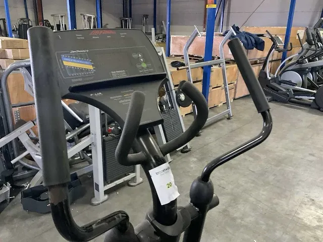 Life fitness 8500 next gen crosstrainer crosstrainer - afbeelding 3 van  5