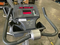 Life fitness 93c uprightbike home trainer - afbeelding 3 van  5