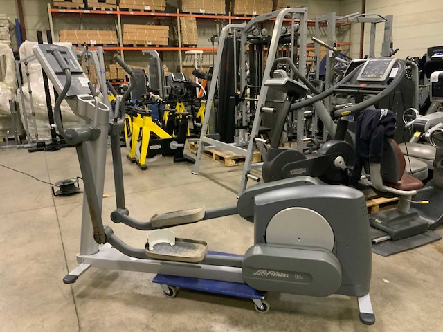Life fitness 93x elliptical crosstrainer - afbeelding 1 van  6