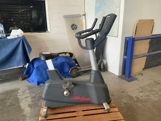 Life fitness 95 cycle uprightbike home trainer - afbeelding 1 van  6