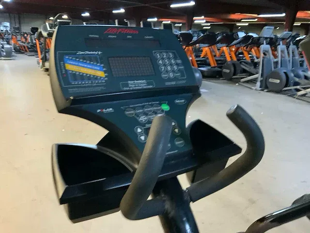 Life fitness 9500hr crosstrainer crosstrainer - afbeelding 4 van  6