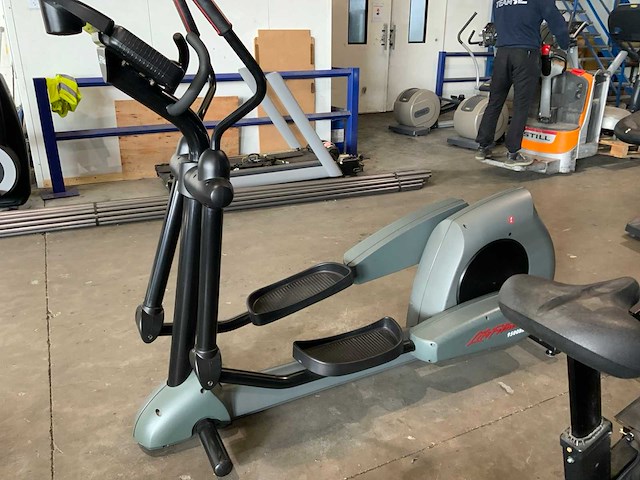 Life fitness 9500hr elliptical crosstrainer - afbeelding 6 van  6
