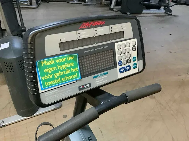 Life fitness 9500hr home trainer - afbeelding 2 van  3