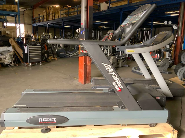 Life fitness 9500hr next gen loopband - afbeelding 1 van  5
