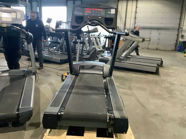 Life fitness 9500hr next gen treadmill loopband - afbeelding 4 van  7
