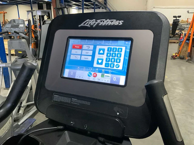 Life fitness 95c discover si uprightbike home trainer - afbeelding 7 van  7