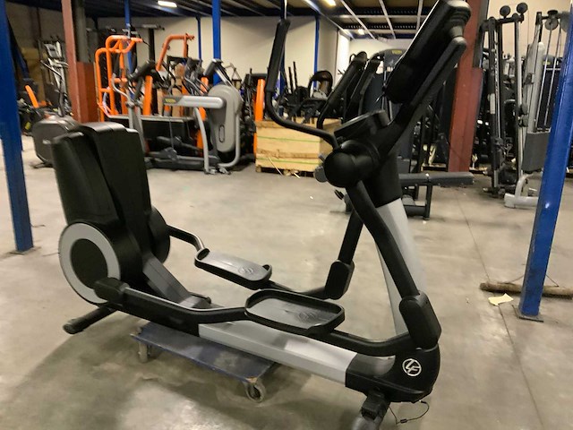 Life fitness 95c inspire elliptical crosstrainer - afbeelding 6 van  6