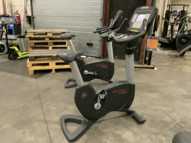 Life fitness 95c inspire uprightbike home trainer - afbeelding 3 van  5