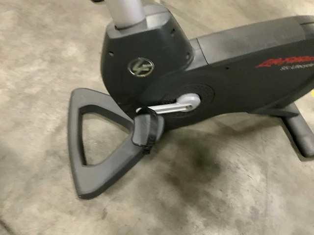 Life fitness 95c inspire uprightbike home trainer - afbeelding 4 van  5