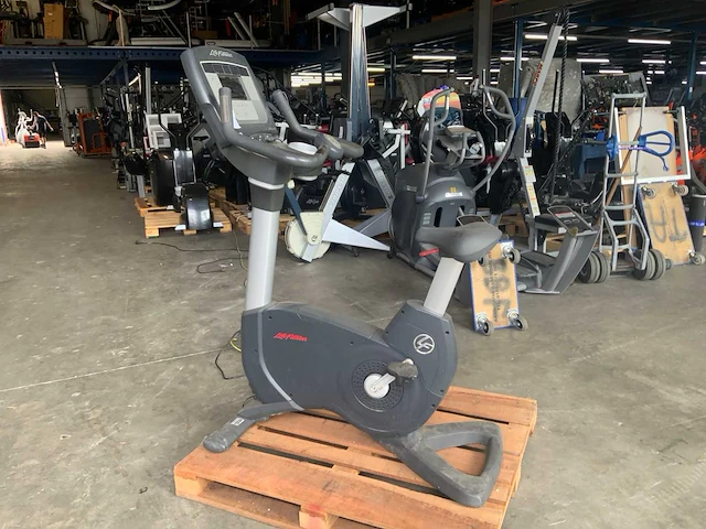 Life fitness 95c inspire uprightbike home trainer - afbeelding 1 van  6