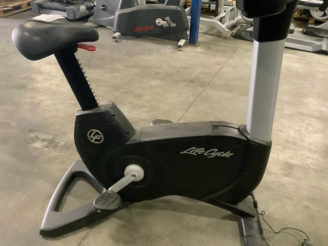 Life fitness 95c inspire uprightbike home trainer - afbeelding 5 van  5