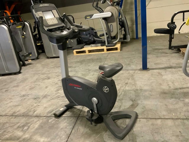 Life fitness 95c inspire uprightbike home trainer - afbeelding 2 van  5