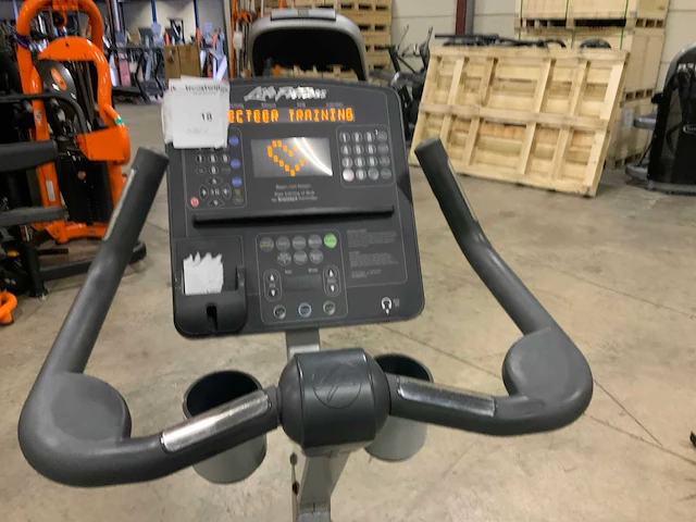 Life fitness 95c integrity uprightbike home trainer - afbeelding 1 van  3
