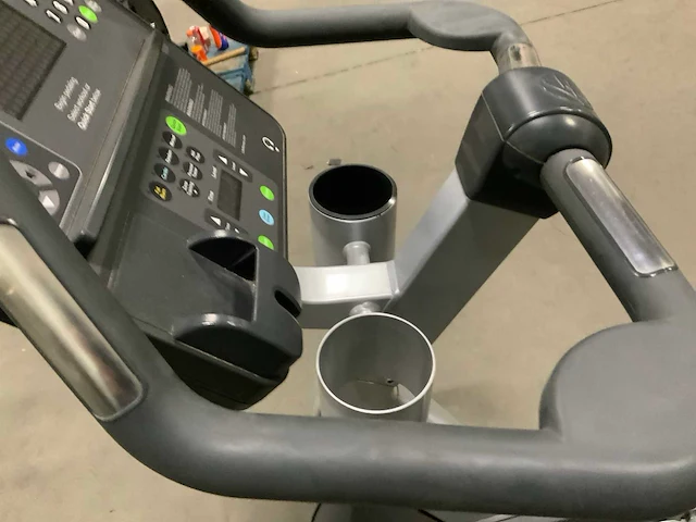 Life fitness 95ci integrety uprightbike home trainer - afbeelding 8 van  8