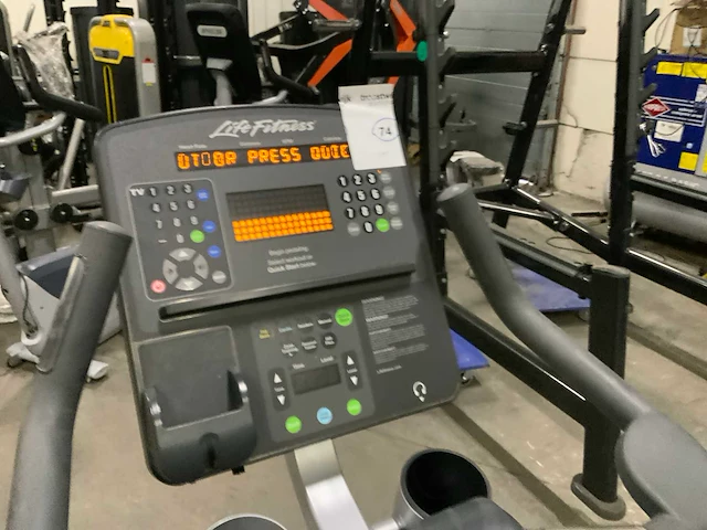 Life fitness 95ci integrety uprightbike home trainer - afbeelding 4 van  7