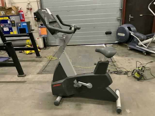Life fitness 95ci integrety uprightbike home trainer - afbeelding 1 van  6
