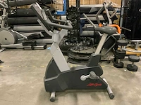 Life fitness 95ci integrity uprightbike home trainer - afbeelding 1 van  5
