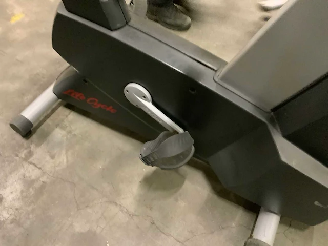 Life fitness 95ci integrity uprightbike home trainer - afbeelding 5 van  5