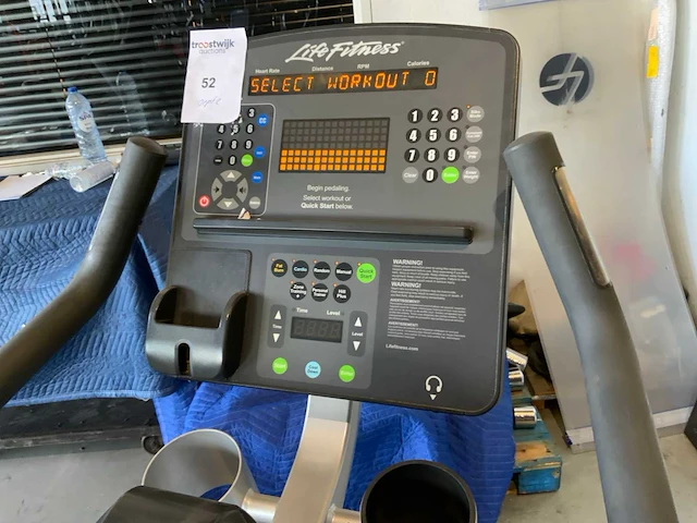 Life fitness 95ci integrity uprightbike home trainer - afbeelding 3 van  5