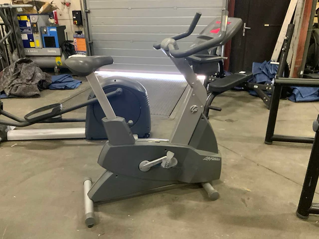 Life fitness 95ci next gen uprightbike home trainer - afbeelding 5 van  5
