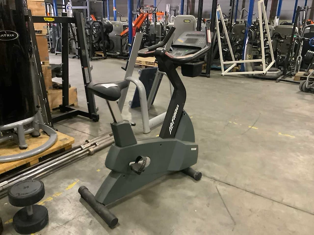 Life fitness 95ci next gen uprightbike home trainer - afbeelding 2 van  5
