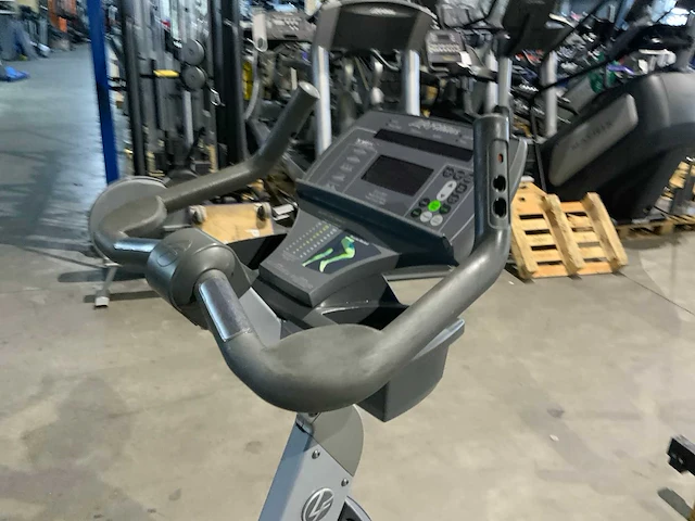 Life fitness 95ci uprightbike home trainer - afbeelding 3 van  4
