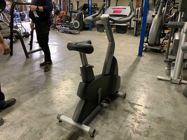 Life fitness 95ci uprightbike home trainer - afbeelding 4 van  4