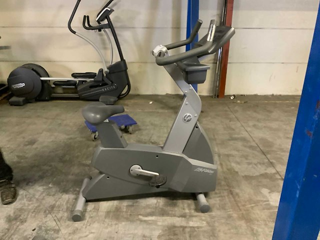 Life fitness 95ci uprightbike home trainer - afbeelding 1 van  5