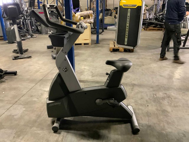 Life fitness 95ci uprightbike home trainer - afbeelding 4 van  5