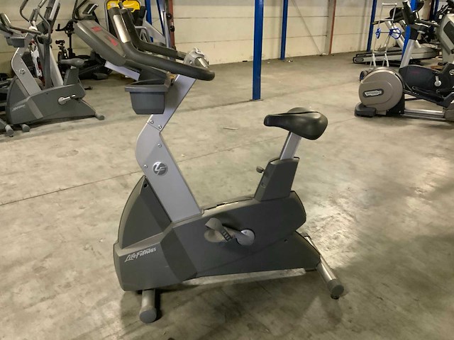 Life fitness 95ci uprightbike home trainer - afbeelding 6 van  6