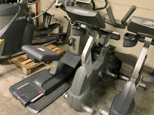 Life fitness 95ci uprightbike home trainer - afbeelding 4 van  4