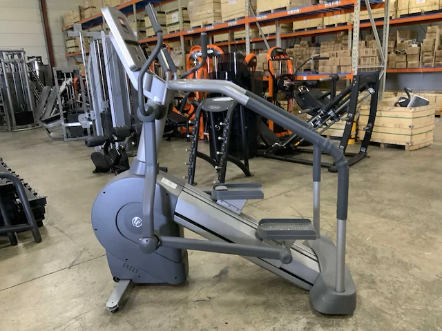 Life fitness 95li summit trainer crosstrainer - afbeelding 1 van  5