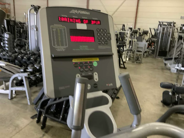 Life fitness 95li summit trainer crosstrainer - afbeelding 3 van  5