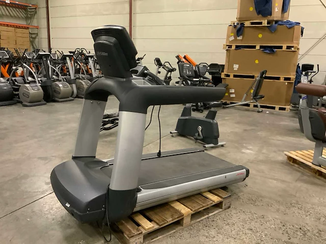 Life fitness 95t engage treadmill loopband - afbeelding 2 van  8