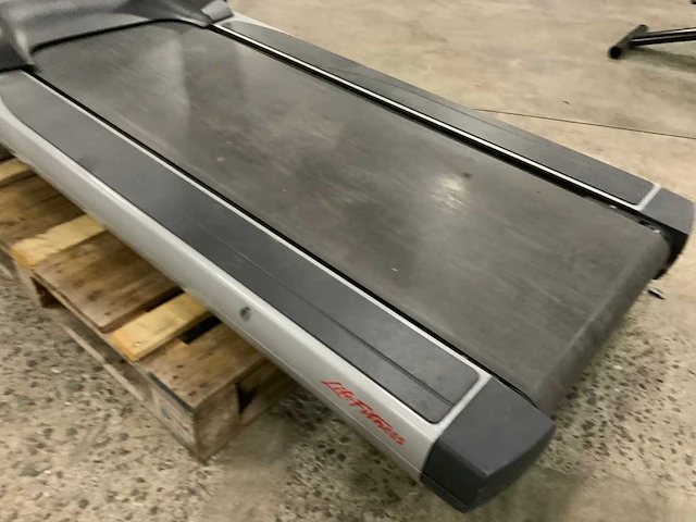 Life fitness 95t engage treadmill loopband - afbeelding 4 van  8