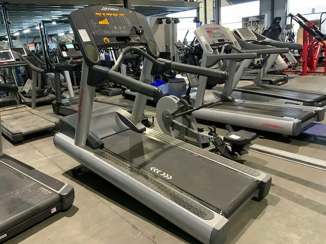 Life fitness 95ti integrety treadmill loopband - afbeelding 2 van  5