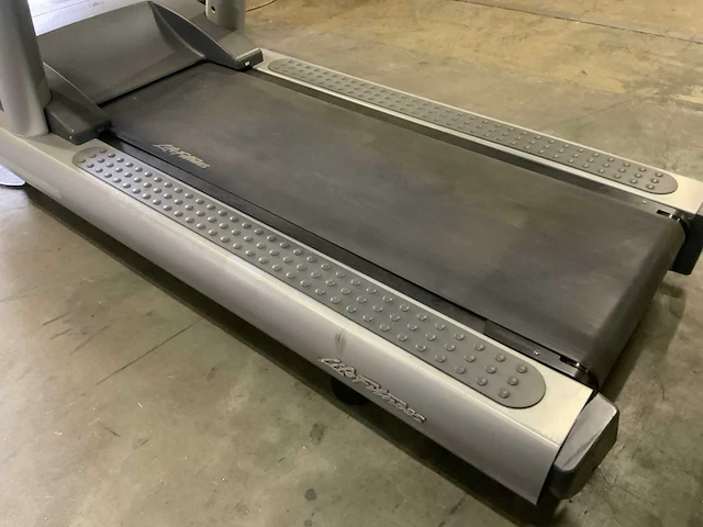 Life fitness 95ti treadmill loopband - afbeelding 2 van  5